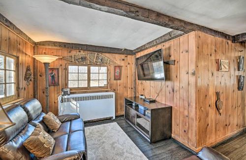 Town of Conesville House | All Year-Round Retreat Near Windham Mountain