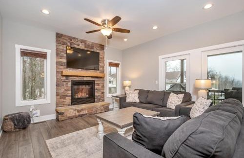 Thayerville House | Alla Famiglia