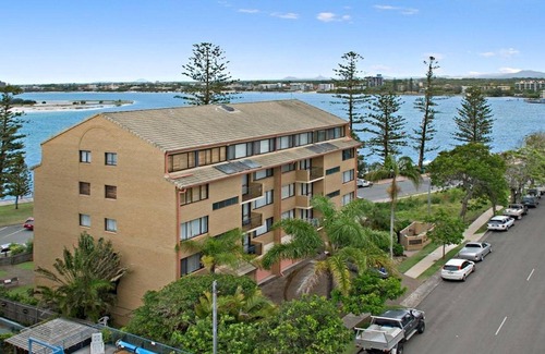 Caloundra Apartment | Allamanda U2, - Awesome Location -