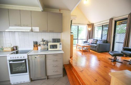 Bright Villa | Allambie Cottages - Villa 1