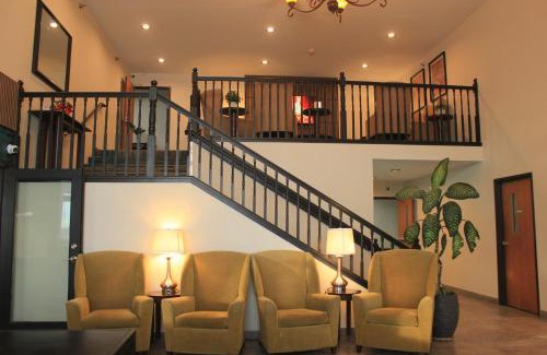 Alliance Hotel | Alliance Hotel & Suites, a Howard Johnson by Wyndham