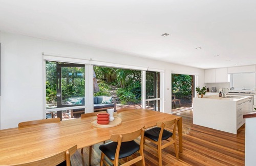 Killcare Heights House | 'Allure' by Acom Holidays