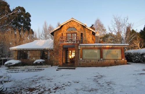 Dullstroom Villa | Alm-Ü