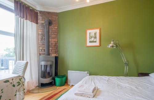 Hamilton Apartment | Almada Apartment