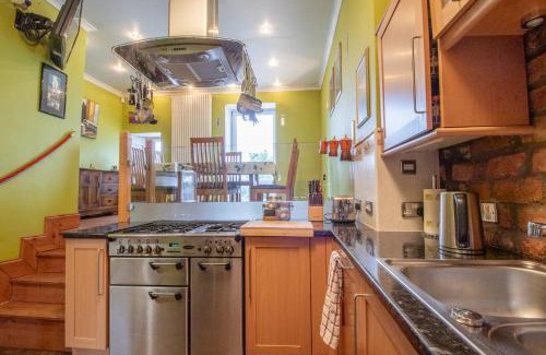 Hamilton Apartment | Almada Apartment