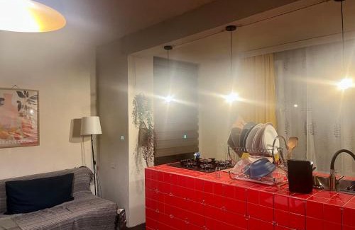 Makhinjauri House | Almadovarhouse