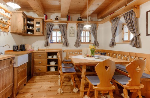 Reichenau Ski Chalet | Almdorf Seinerzeit