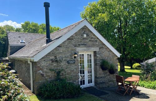 St Teath House | Almond Tree Cottage