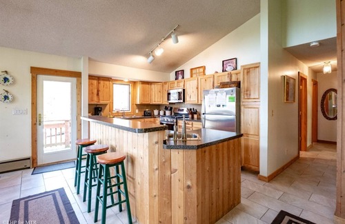 Northface House | Almost Aspen - 39 Trails End Court Almost Aspen - Hot Tub, Pool Table, Gas Fireplace, Garage