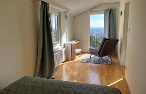 Baden Apartment | Almschlössl