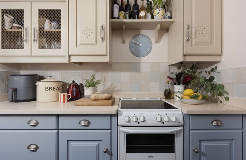 Rock Cottage | Aloe Cottage is situated in one of the most sought after locations in Rock