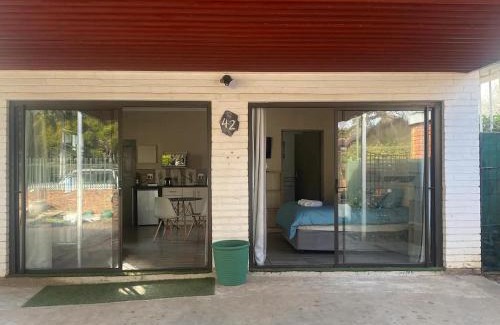 Brandwag House | Aloe Guest Rooms