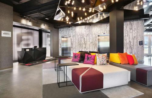 Sandy Springs Hotel | Aloft Atlanta Perimeter Center