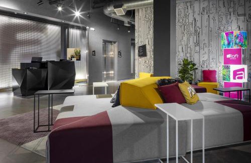 Glendale Sports and Entertainment District Hotel | Aloft Glendale at Westgate