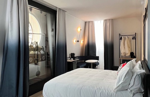 Old Town Hotel | Aloft Hotel Dijon By Marriott