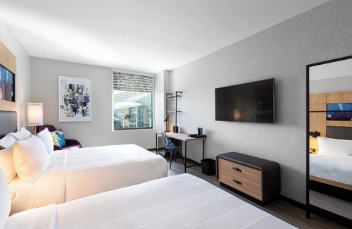 Isla Grande Hotel | Aloft San Juan