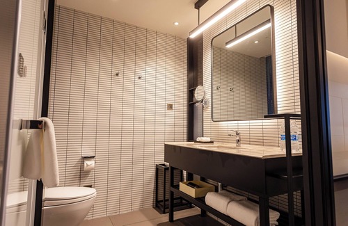 Xinhua Hotel | Aloft Shijiazhuang