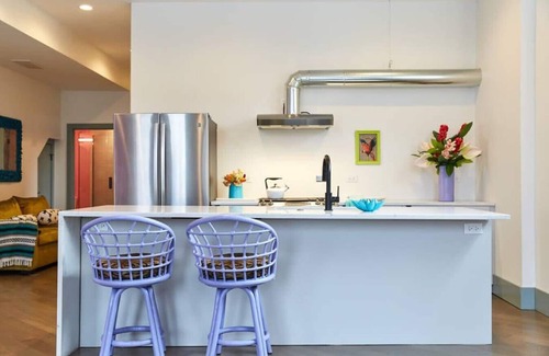 Wicker Park House | Aloha 2.0 Tropical Oasis in the heart of Wicker Park that sleeps 23 + backyard patio