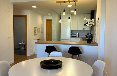 Arges Apartment | Alojamiento Entero: Piso en Argés, Toledo España