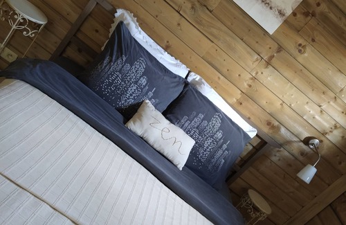 Engreux Bed & Breakfast | "Along the water" B&B Ardennes Belges + equestrian welcome
