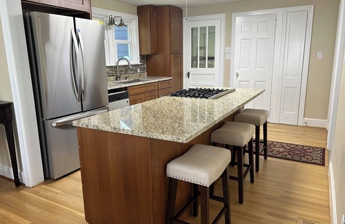 Middlefield House | Alongside ski area. Charming house in Middlefield, 2 hrs from NY or Boston