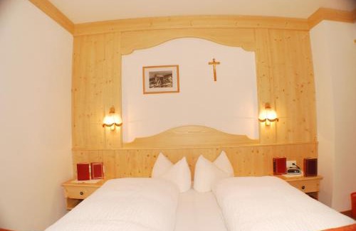 Fulpmes House | Alpenbauernhof Gröbenhof