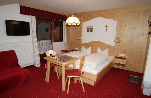 Fulpmes House | Alpenbauernhof Gröbenhof