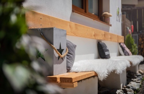 Volderau Apartment | ALPENZAUBER apartment - A whole floor of open space and sociable comfort.