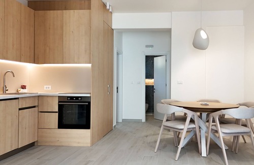 Maini Apartment | Alpesa Apartments