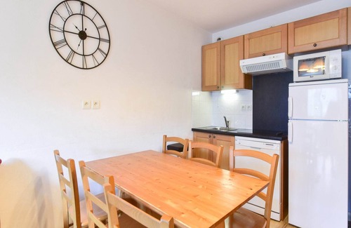 Orcieres-Merlette Apartment | Alpine Apartment with Balcony
