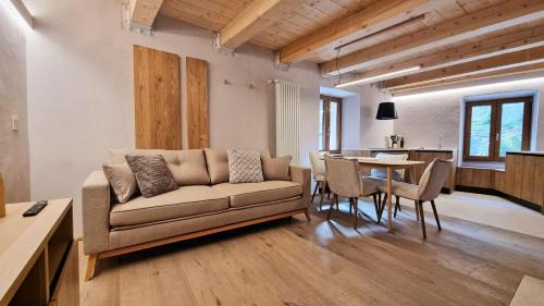 Courmayeur Apartment | Alpine Chic Retreat