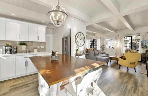Sugarloaf Cabin | Alpine Cottage Big Bear~ Cozy Family Retreat~