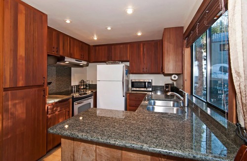 Alpine Meadows House | Alpine Darling By Tahoe Getaways - Hot Tub- Dog OK- Ski Shuttle
