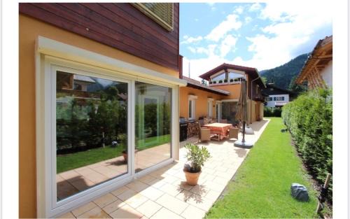 Garmisch-Partenkirchen House | Alpine Escape Holiday Home with Mountain View