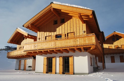 Hochkrimml House | Alpine hut with breathtaking mountain views and close to the slopes