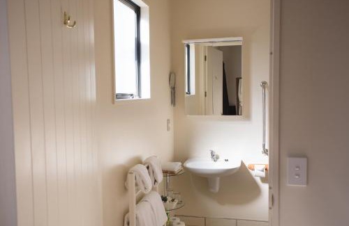 Wanaka Apartment | Alpine Peaks Apartment