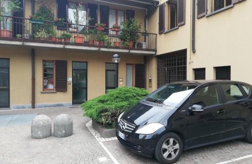 Lecco Apartment | Alps & Lake