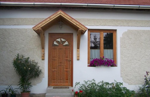 Nemesvamos House | Also-Kuti Vendeghaz