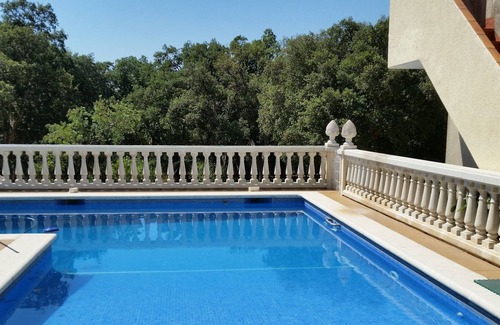 Cantallops Apartment | Alt Empordà garden and nature apartment