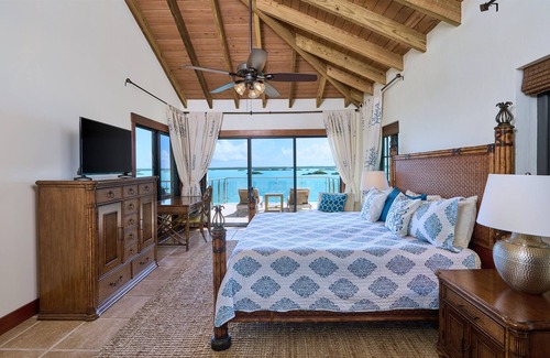Ocean Point Villa | Alta Bella Villa- 6 BDR Waterfront