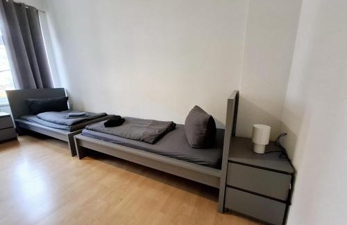 Suedvorstadt Apartment | Altbauwohnung direkt an der Karli mit Balkon - Netflix inklusive