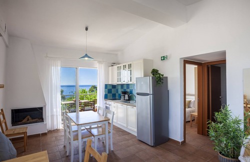 Sithonia House | Alterra Vita Homes: 2-bedroom Apartment with BBQ and great sea view