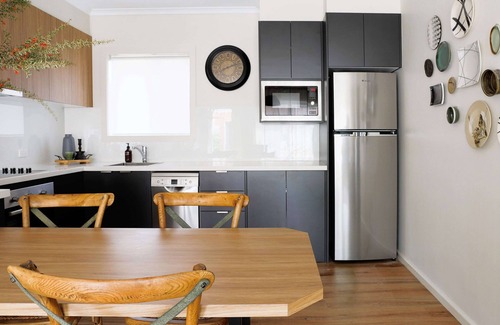 Bright Apartment | Altitude One - Bright