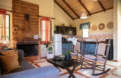 Constanza Villa | Altocerro Villas Hotel & Camping