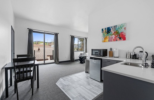 Spearfish Apartment | Alum @ The Cobblestone