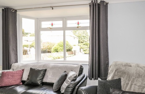 Portskewett Cottage | ALVIA, romantic, with a garden in Portskewett