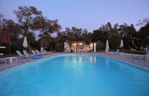Molos Apartment | Alykes family resort