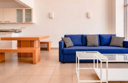 Neve Tzedek Apartment | Alysse Eilat in Tel Aviv-Yafo