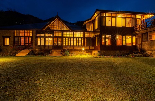 Raison Villa | Amã Stays & Trails Ramgarh Heritage Villa , Manali