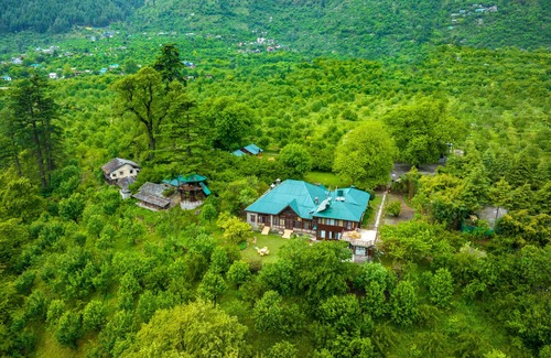 Raison Villa | Amã Stays & Trails Ramgarh Heritage Villa , Manali
